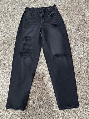American Eagle Outfitters Black Distressed Boyfriend Jeans